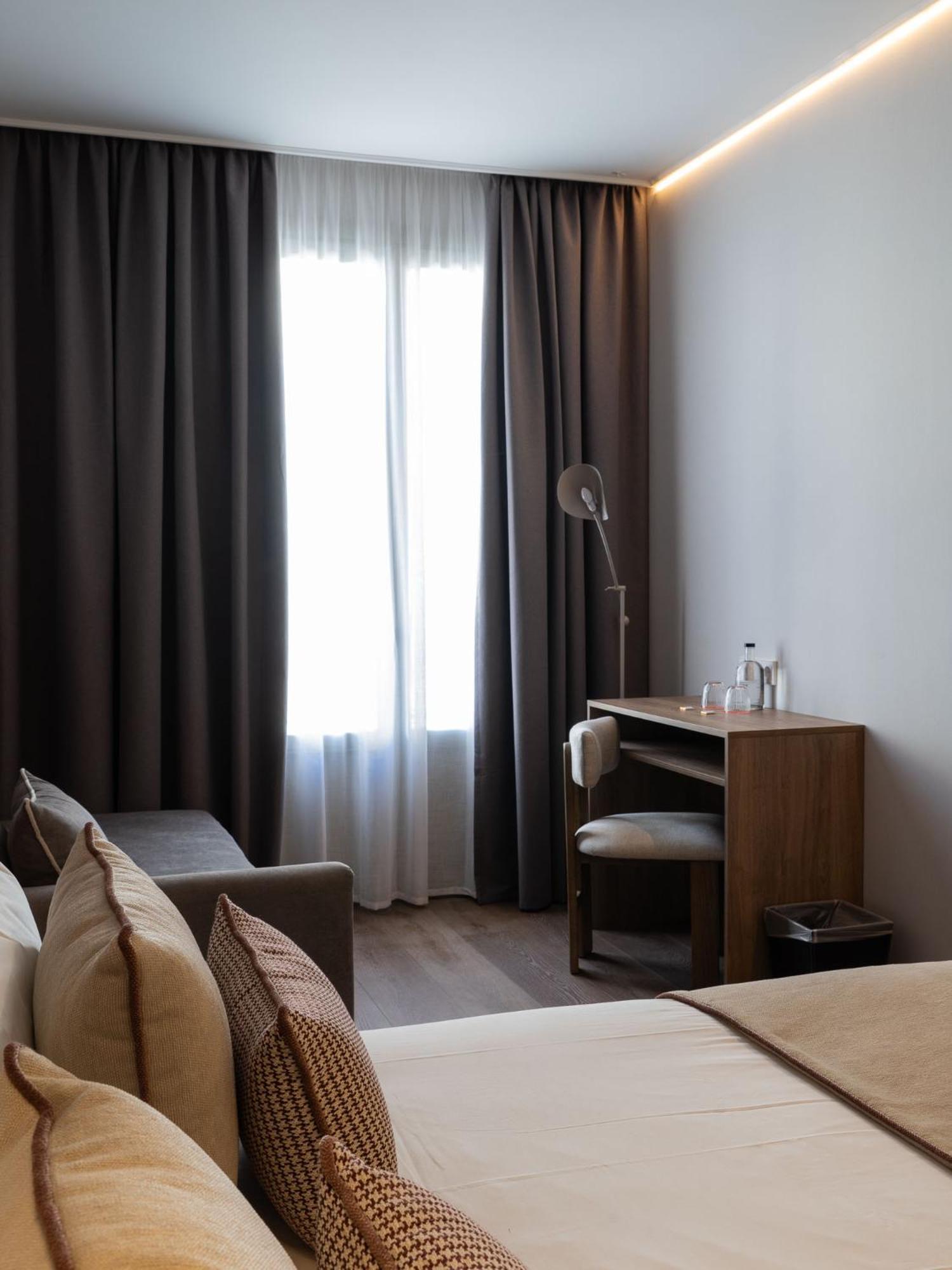 Hotel Well And Come マラガ 部屋 写真